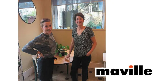 photo le mans à table. abigail et emma  présentent la tendance des buddha bowls dans leur établissement « hyperbols »