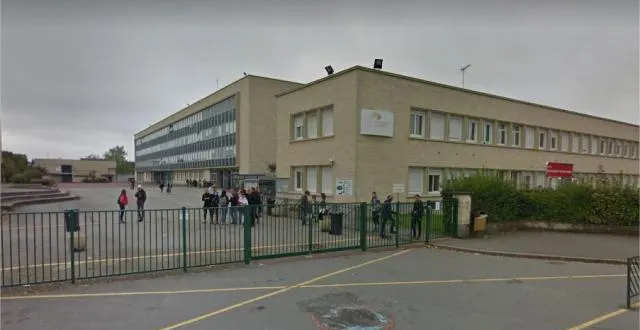 photo le lycée marguerite de navarre (photo) pourrait fusionner avec le lycée maréchal leclerc. &copy; google street view