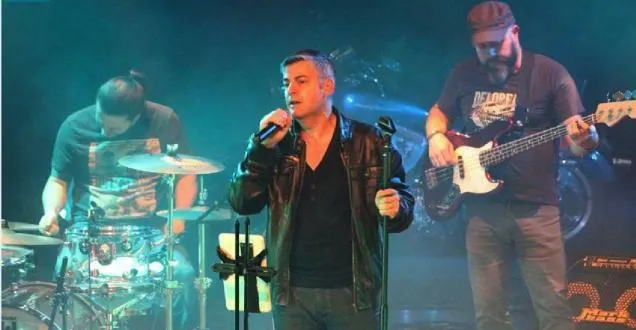 photo la flèche. l'âme de johnny hallyday va revivre à la salle coppélia &copy; thierry gasselin l’assure : « il y a véritablement une grosse émotion sur les derniers concerts qu’on a faits ».