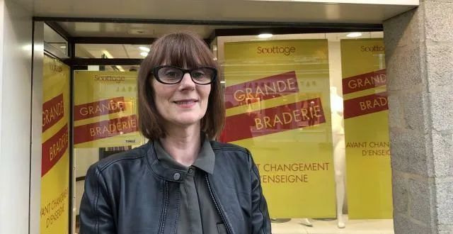 photo isabelle lehugeur dirige avec son mari le magasin scottage. le commerce va changer d’enseigne dans quelques jours. &copy; ouest-france