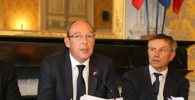 photo depuis son élection en tant que maire en 2017, le fossé s’est creusé entre emmanuel darcissac et son prédécesseur joaquim pueyo. &copy; archives ouest-france