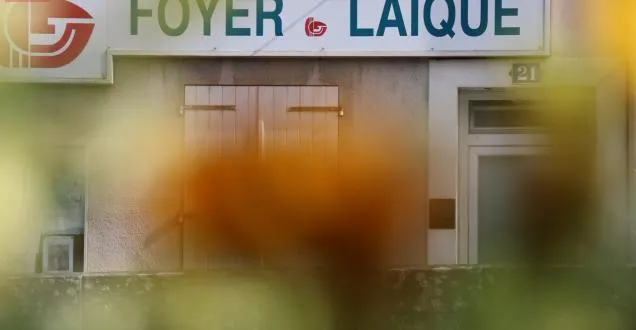 photo segré. le calendrier des inscriptions aux activités du foyer laïque