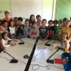 photo ingrandes, le 18 juin. une émission de radio a été enregistrée avec l’aide d’atelier canopé 49 pour conclure le défi balado de la classe de cm2 de l’école des p’tits ligériens.