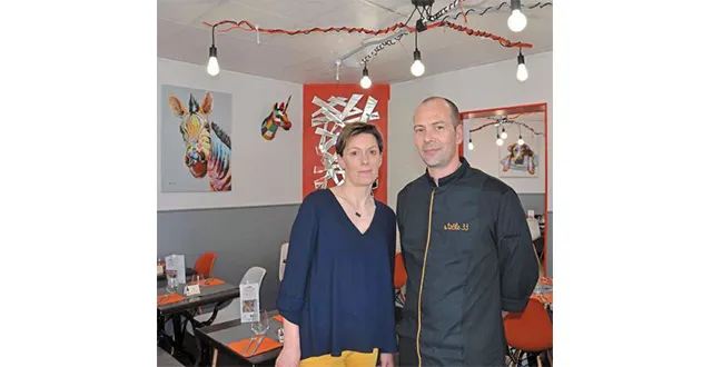 photo angers à table. convivialité à la table 33