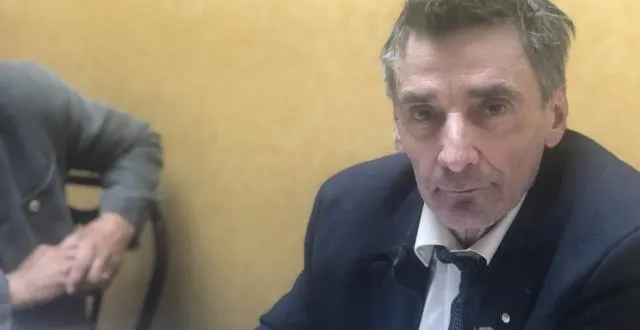 photo patrick lindet, centriste, apporte son soutien à emmanuel darcissac, s’il se porte candidat aux municipales. &copy; ouest-france