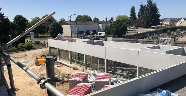 photo la nouvelle usine des eaux, située rue de cerisé à alençon, fournira 48 000 foyers en eau potable pour le printemps 2020. &copy; ouest-france