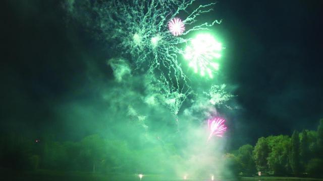 Feux d'artifice à Saint-Nazaire et ses alentours