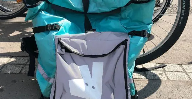 photo le mécontentement a gagné les livreurs manceaux de la plateforme de livraison de repas à domicile. &copy; le maine libre