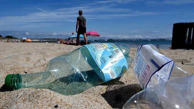 Plus de pailles en plastique aux Sables-d'Olonne