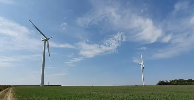 photo le parc éolien de trémont envisage d’accueillir trois éoliennes de plus. &copy; ouest-france