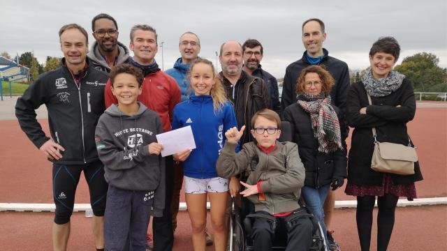 Noyal-sur-Vilaine. Le club d’athlétisme soutient l’association Pour ...