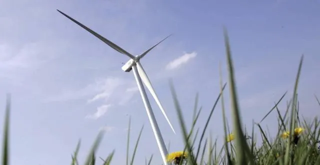 photo huit éoliennes sont en projet au nord de la flèche. &copy; archives