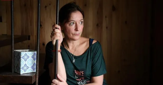 photo angers. son père a tué sa mère : elle se bat pour qu’on retire les droits des parents maltraitants