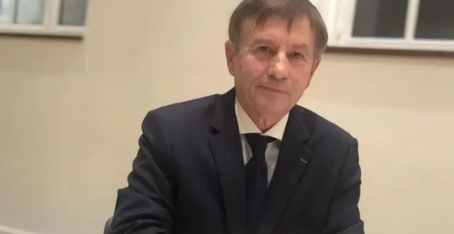 photo député et tête de liste aux municipales, joaquim pueyo, maire d’alençon de 2008 à 2017, appelle à la construction d’un nouvel hôpital. &copy; archives ouest-france