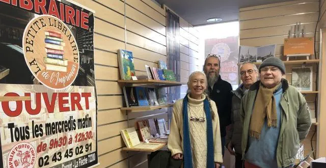 photo de gauche à droite dans la petite librairie de l’imprimeur : véronique gounaud, éric touchet, pierre réveillon et patrick poirier. &copy; ouest-france