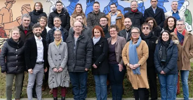 photo vingt-six des trente-cinq membres de la liste « faisons le ensemble 2020 », portée par karim houllier. les noms des candidats, dans l’ordre, sont indiqués à la fin de l’article. &copy; dr