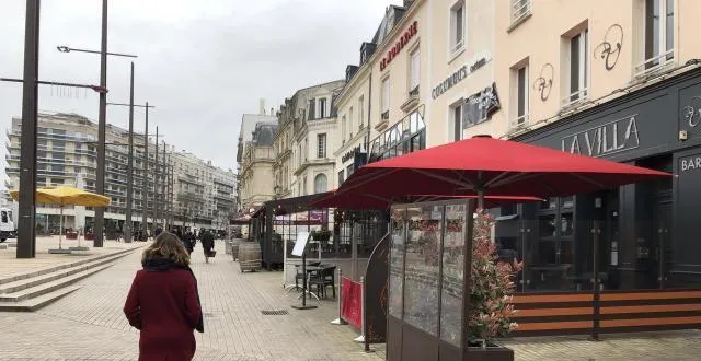 photo face au mcdonald’s, la villa va céder la place à un restaurant kfc, le troisième de l’agglomération, en 2020. &copy; ouest-france