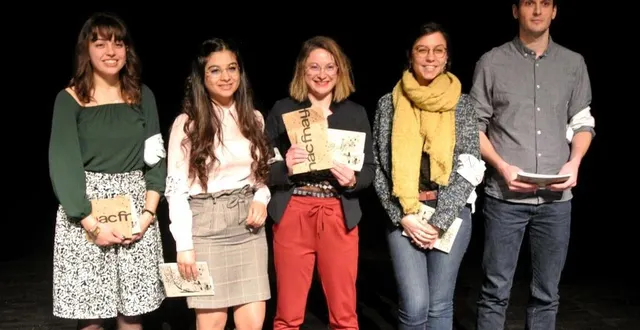 photo de gauche à droite : loredana lancini (2e), wafa safar, lucile riabof (prix du jury et du public), charlotte saverna (3e) et robin billard. &copy; le maine libre
