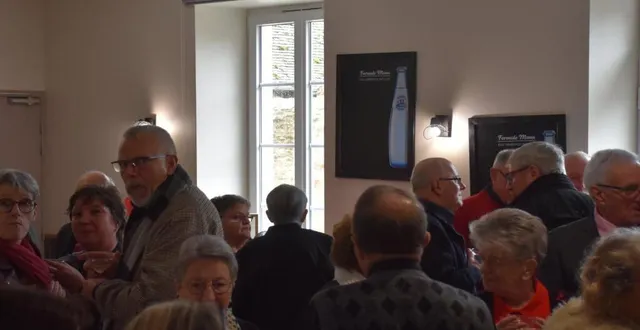 photo le vin d’honneur a précédé le repas &copy; le maine libre