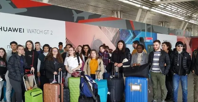 photo une dizaine de lycéens des horizons de saint-gervais-en-belin, ont passé dix-sept jours en bulgarie. malgré un retour précipité et la reprise des cours à distance, ils ont vécu une expérience inoubliable auprès d’enfants et de personnes âgées. &copy; le maine libre