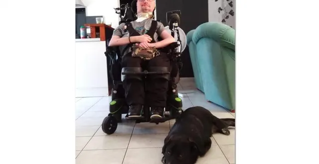 photo romain dupont avec son chien, oréo. &copy; photo personnelle