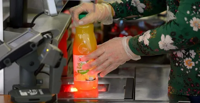 photo les magasins alimentaires restent ouverts pendant l’épidémie de coronavirus. &copy; e courrier de l’ouest – josselin clair