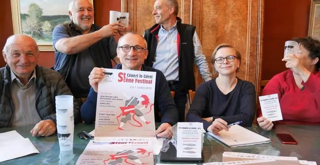 photo le bureau de l’association saint scène avait élaboré dans la bonne humeur, un programme éclectique pour l’édition des 3 et 4 juillet. &copy; archives ouest-france