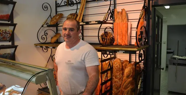 photo pierre duval, le boulanger, doit faire cuire plus de pain que d’habitude. &copy; ouest-france