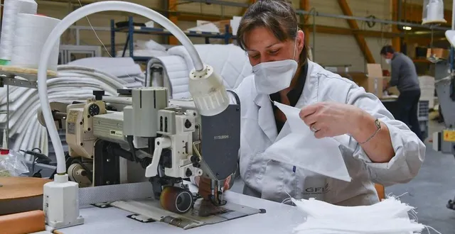 photo la ville a commandé 168 000 masques en tissu et 200 000 masques chirurgicaux. &copy; archives le maine libre – yvon loue