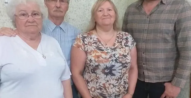 photo andrée verbeke-durand, georges durand, sylviane durand, 56 ans, habite échalou et saïd ouchaoua, sont finalement rentrés en france samedi, après avoir passé deux mois bloqués en algérie. &copy; dr