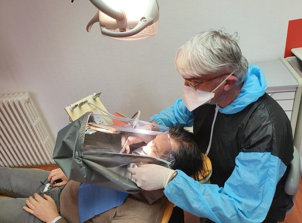 Couronne dentaire Montluçon - Cabinet dentaire - Dentiste Montluçon