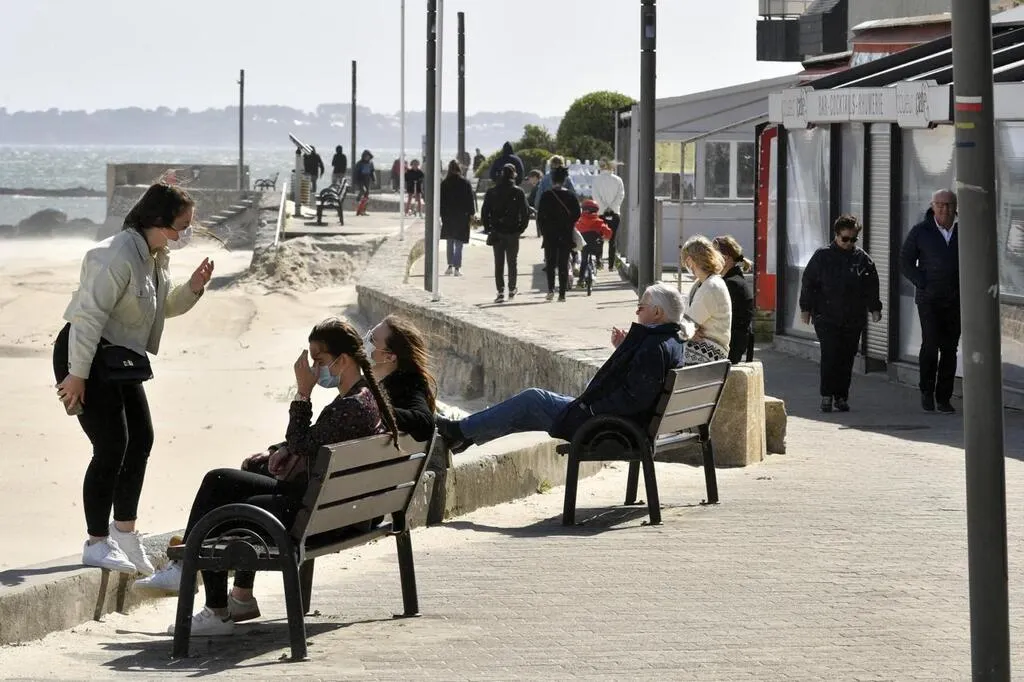 Comment se serrer dans les bras à un mètre de distance ? Lorient