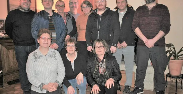 photo les membres de la liste « solidaires pour ciral » avant le premier tour des élections municipales. &copy; ouest-france