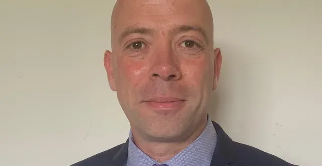 photo pierre watrelot, futur directeur de terra botanica, est actuellement en poste au zoo de beauval. &copy; linkedin