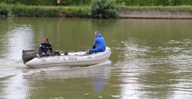 photo les plongeurs avaient cherché dans la sarthe autour de sablé, en vain. &copy; archives