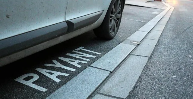 photo inutile de mettre ses sous dans le parcmètre en juin : le stationnement sera gratuit, à alençon. &copy; archives ouest-france