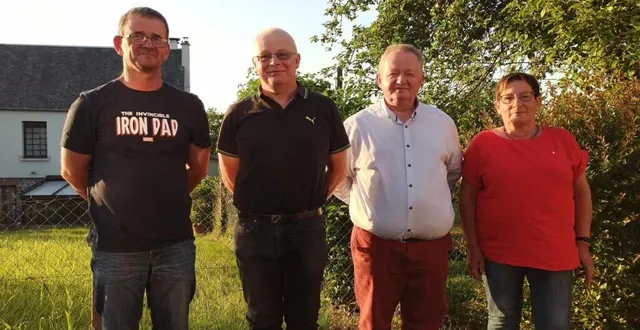 photo de gauche à droite : antoine gérard, 1er adjoint ; didier loisel, 2e adjoint ; alain delaunay, maire, et françoise grasset, 3e adjointe. &copy; d.r.