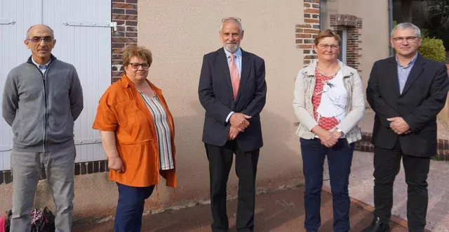 photo de gauche à droite : ahmed oussibla, annick haye, daniel chevée, chantal bacle et michel lemonnier. &copy; ouest-france