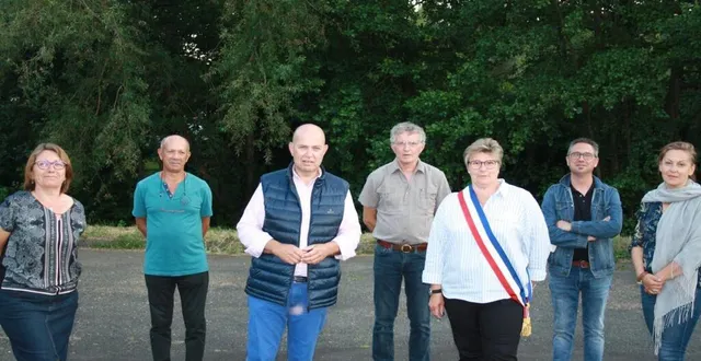 photo carole roger a été réélue maire, lundi. &copy; mairie malicorne-sur-sarthe