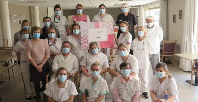 photo le personnel de l’ehpad brière-lampérière. &copy; ouest-frances