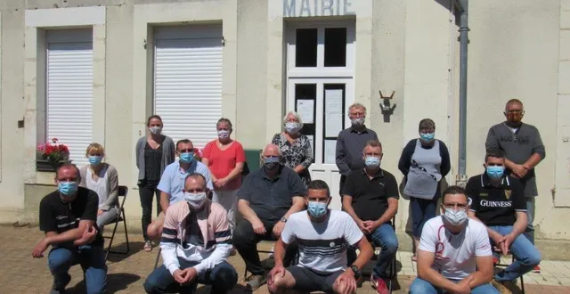 photo l’équipe municipale est officiellement installée. &copy; le maine libre