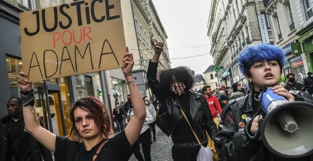 photo le mans, hier. les jeunes étaient très présents à cette manifestation. &copy; le maine libre -denis lambert