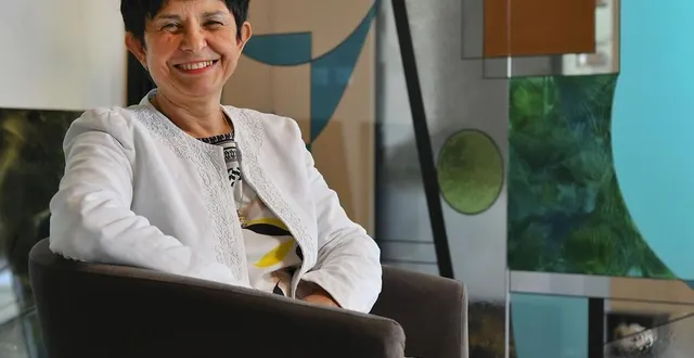 photo le mans, vendredi 12 juin 2020. isabelle ratiskol dirige la miroiterie grav’or. &copy; photo le maine libre – yvon loué