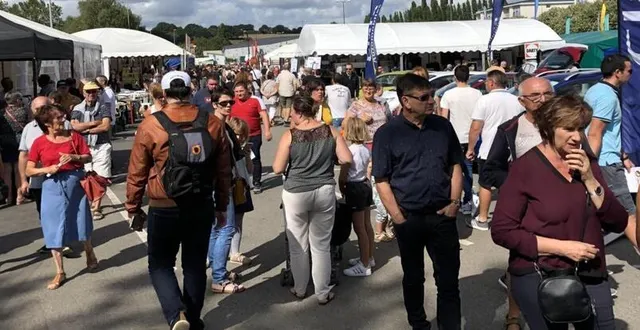 photo chaque année la foire-exposition de la ferté attire la foule. &copy; archives