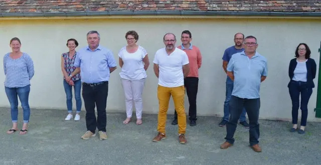 photo au 1er rang, depuis la droite : eric guilmin, philippe chartier et patrick gosnet. &copy; ouest-france
