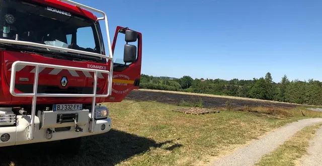 photo les sapeurs-pompiers sarthois se sont déplacés pour des feux d’herbes sèches à mézeray, à voivres-lès-le-mans, beaumont-sur-dême, conlie et juillé. &copy; photo archives le maine libre