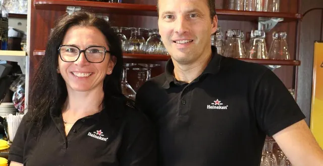 photo carine et frédéric brindjonc, les gérants du bar le celtic. &copy; ouest-france