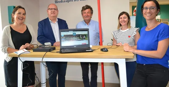 photo catherine paulouin, jean-françois zalesny, pascal lelièvre, christelle fleury et pascaline vannier ont présenté le nouveau site internet de l’office de tourisme de la vallée de la sarthe. &copy; le maine libre