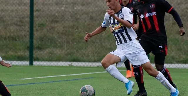 photo waniss taïbi intègre définitivement le groupe pro à l’entraînement cette saison. &copy; françois maisonneuve