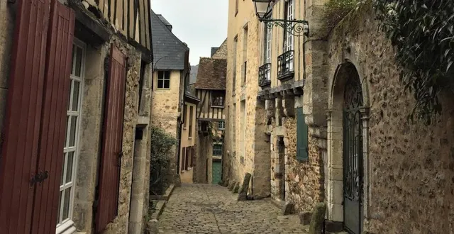 photo la cité plantagenêt, au mans, regorge d’endroits et de secrets bien gardés que le service patrimoine tente de vous dévoiler. &copy; archives ouest-france